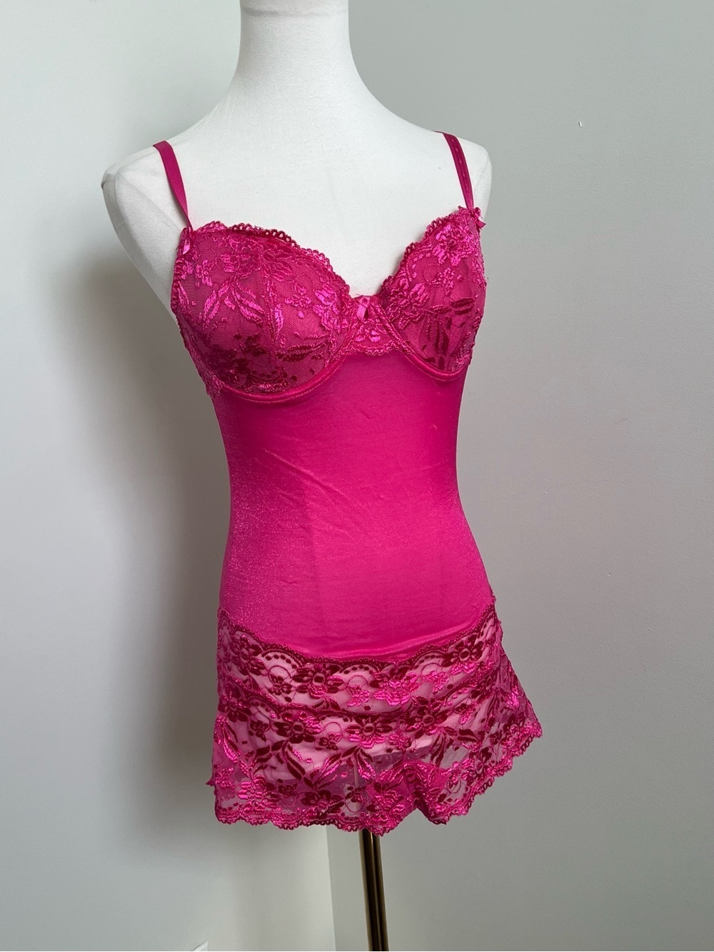 Vintage Fuchsia Lace Bodysuit Top Reworked Bustier Slip Shirt S - Picture 2 of 8